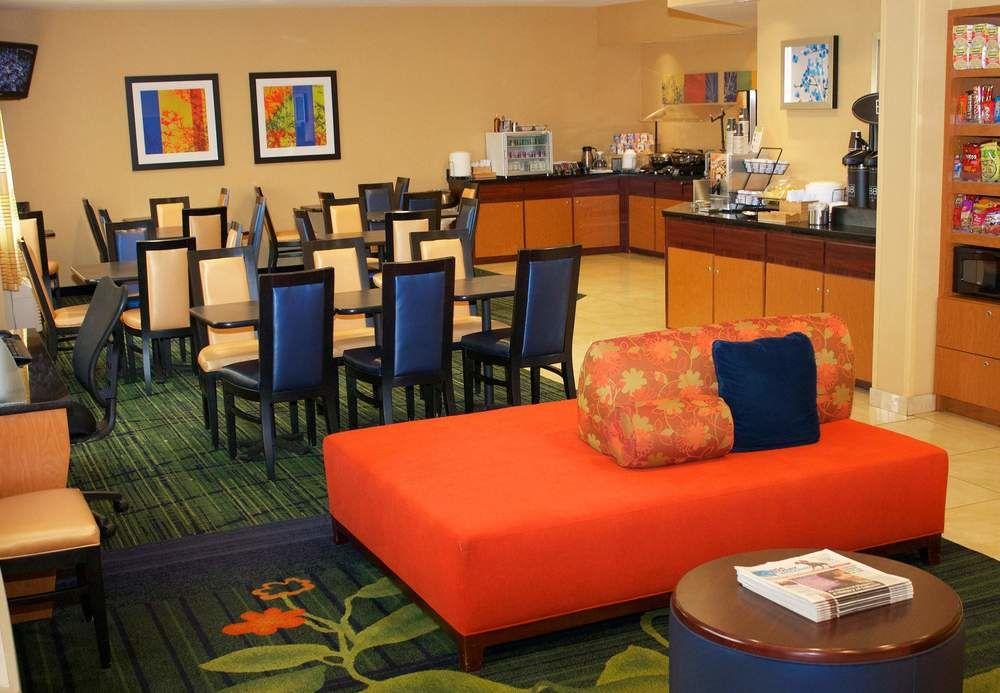 Fairfield Inn And Suites St Petersburg Clearwater Pinellas Park Exterior photo